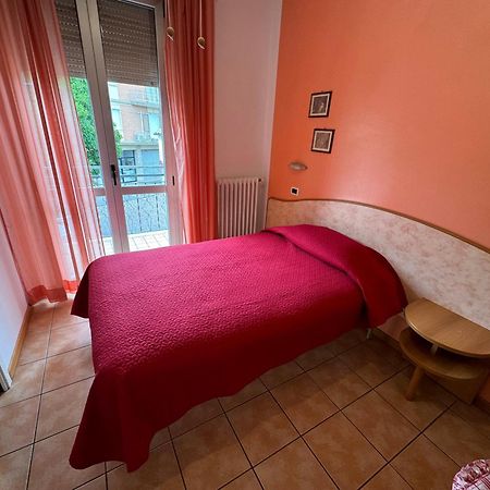 Hotel Magda Novafeltria Екстериор снимка