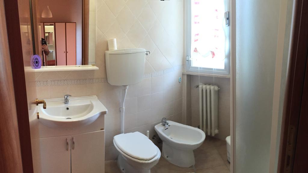 Hotel Magda Novafeltria Стая снимка
